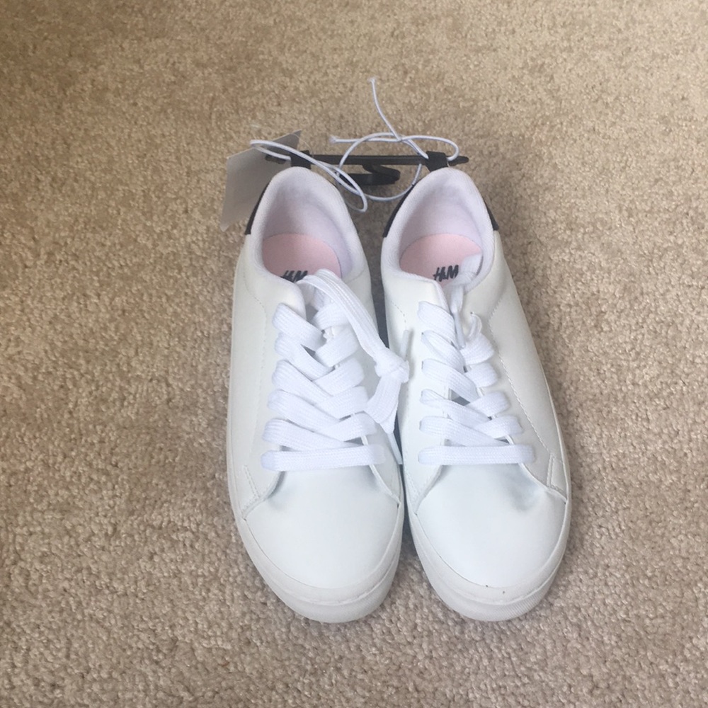 H&M Girls’ White Sneakers Size 2
